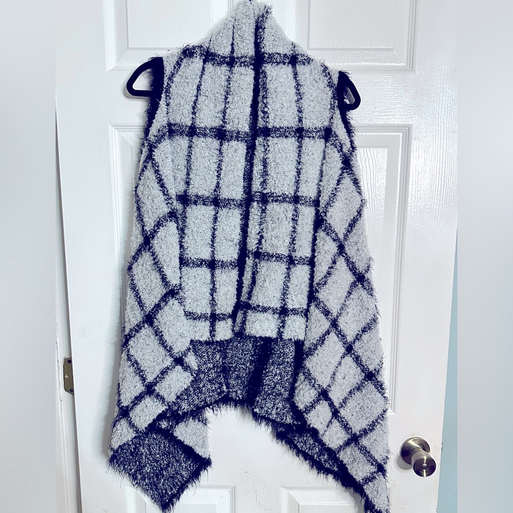 Plaid Fuzzy Sweater Vest - Black and White